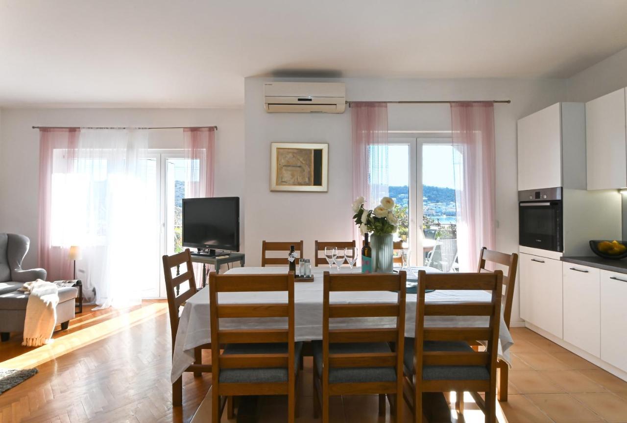 Holiday House Vukman Trogir Exteriér fotografie